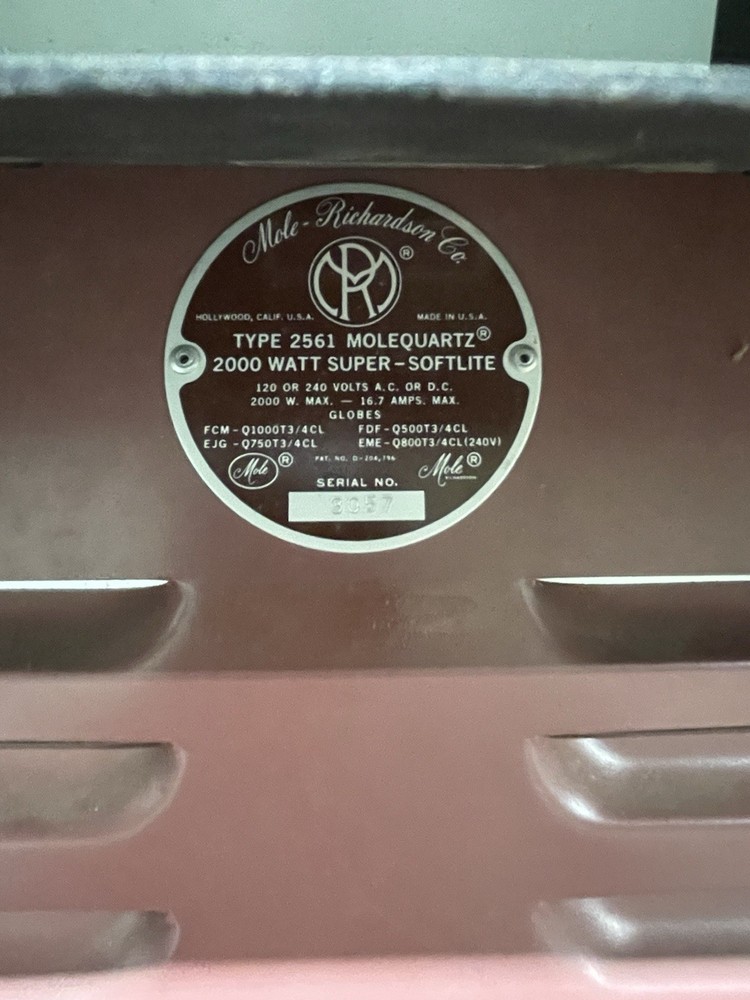 Mole Richardson Molequartz Softlite Type 2561 W/ Rolling Folding Stand Rare Find