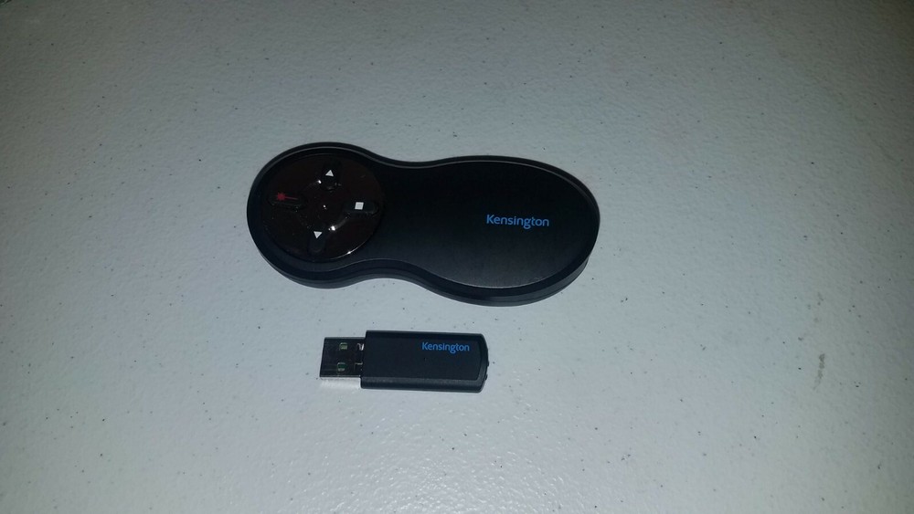 Kensington Wireless Presenter with Red Laser Pointer (K33374USB)
