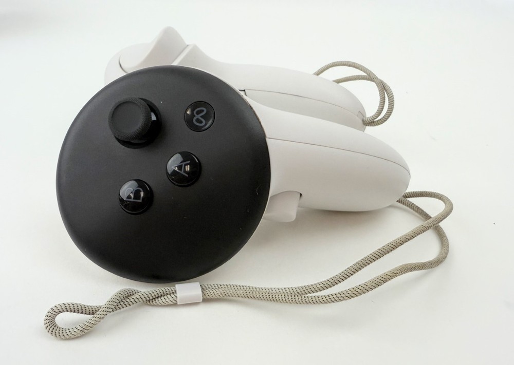 Oculus Quest 3S All-In-One Headset 128GB