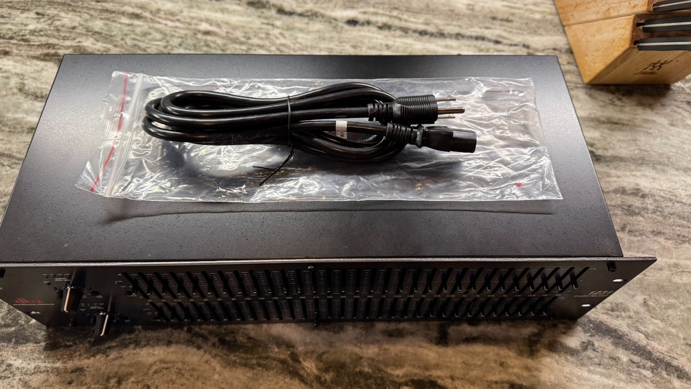 DBX 1231 Series Graphic Equalizer