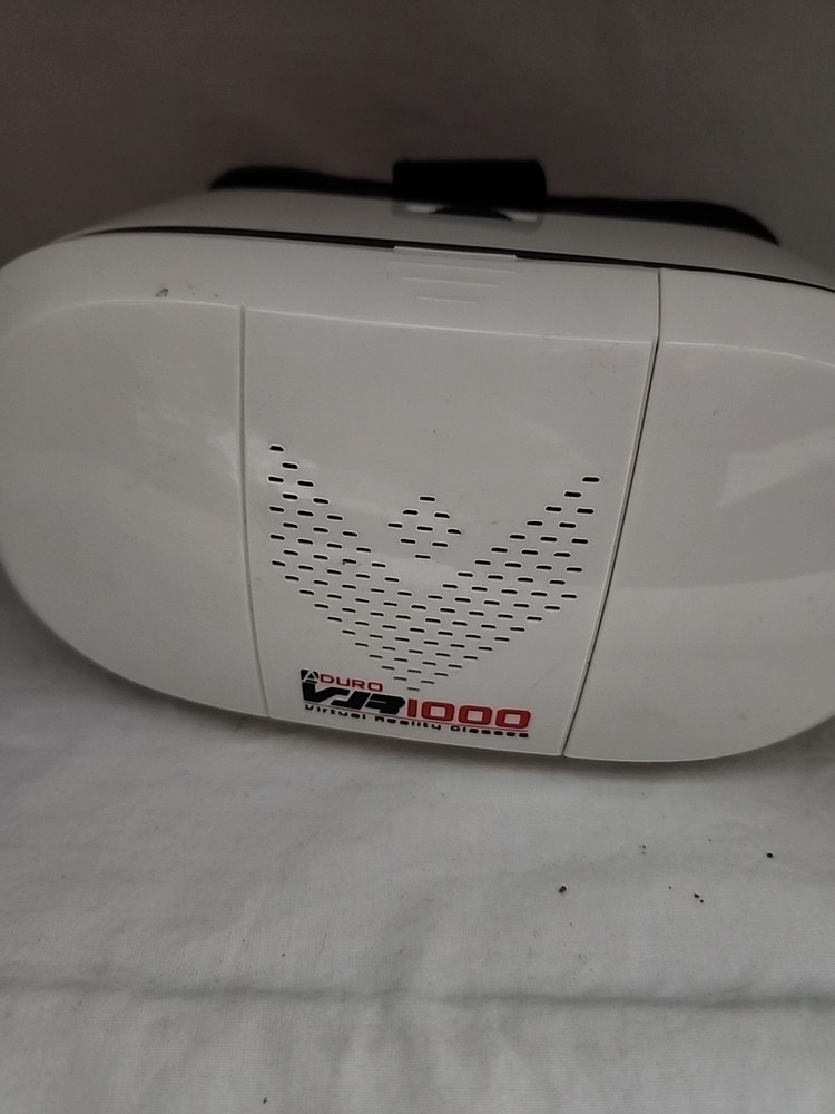 A Duro VJR 1000 Virtual Reality Glasses