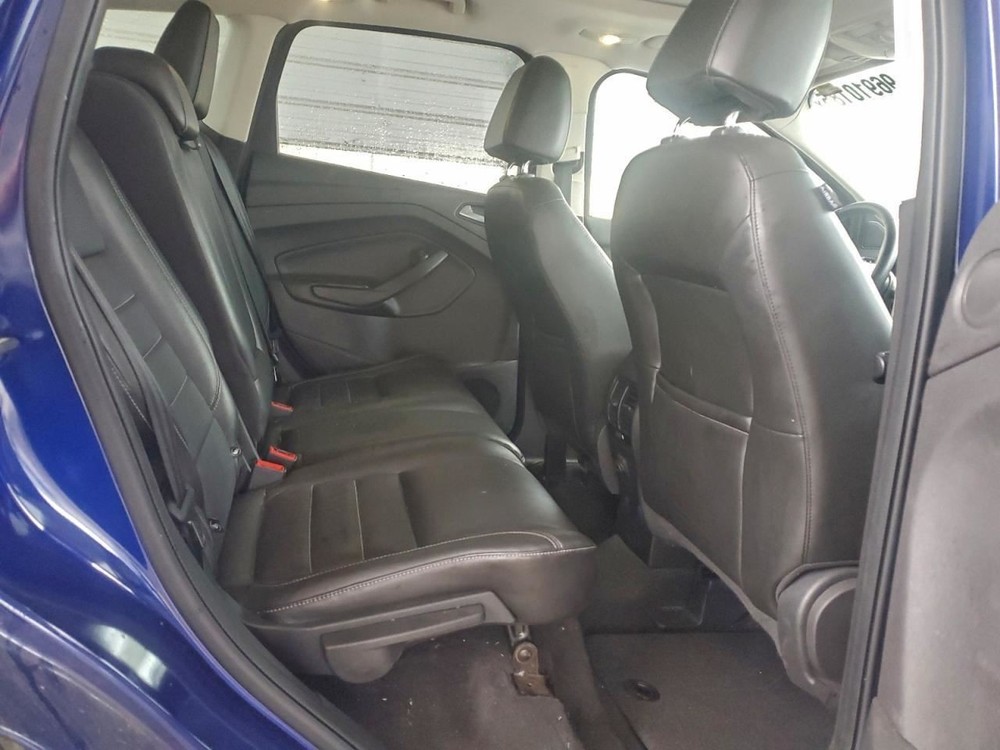 ESCAPE 2013 Glove Box 4974935