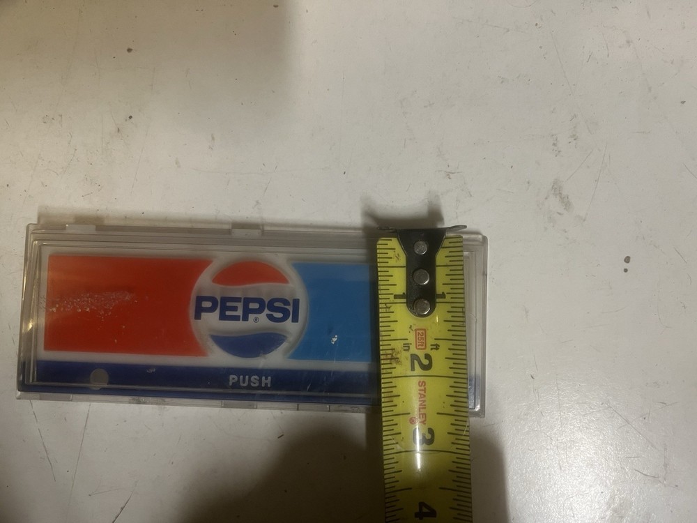 DIXIE NARCO PEPSI Soda Machine OLD STYLE SELECTION PUSH BUTTON