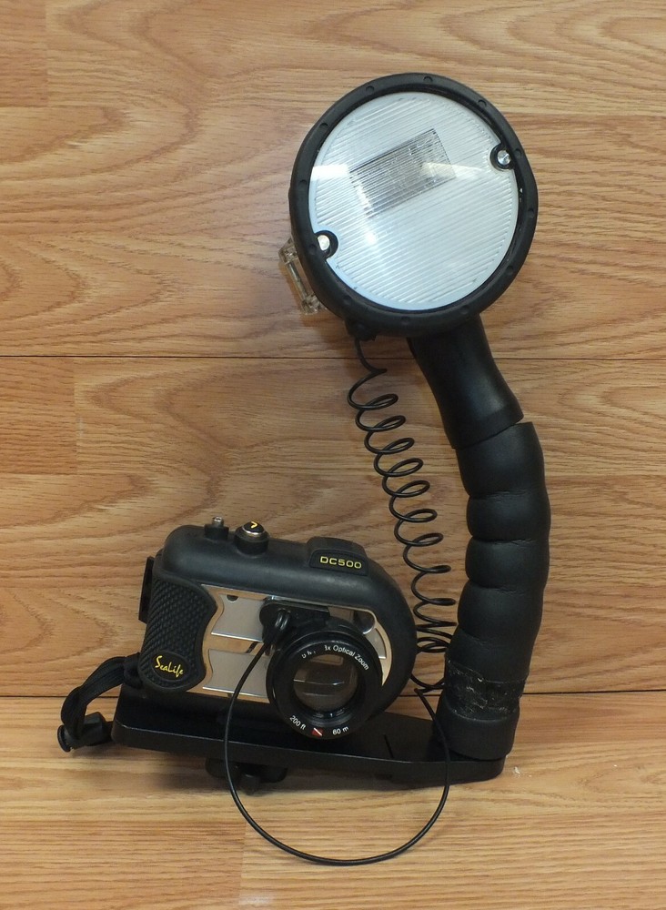 *PARTS* Sealife DC500 Underwater Camera Case & Digital Flash Only **READ!**