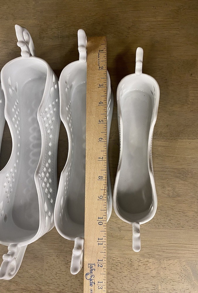 Mikasa Manchester Pattern Porcelain White Buffet Flatware Silverware Holders 4pc