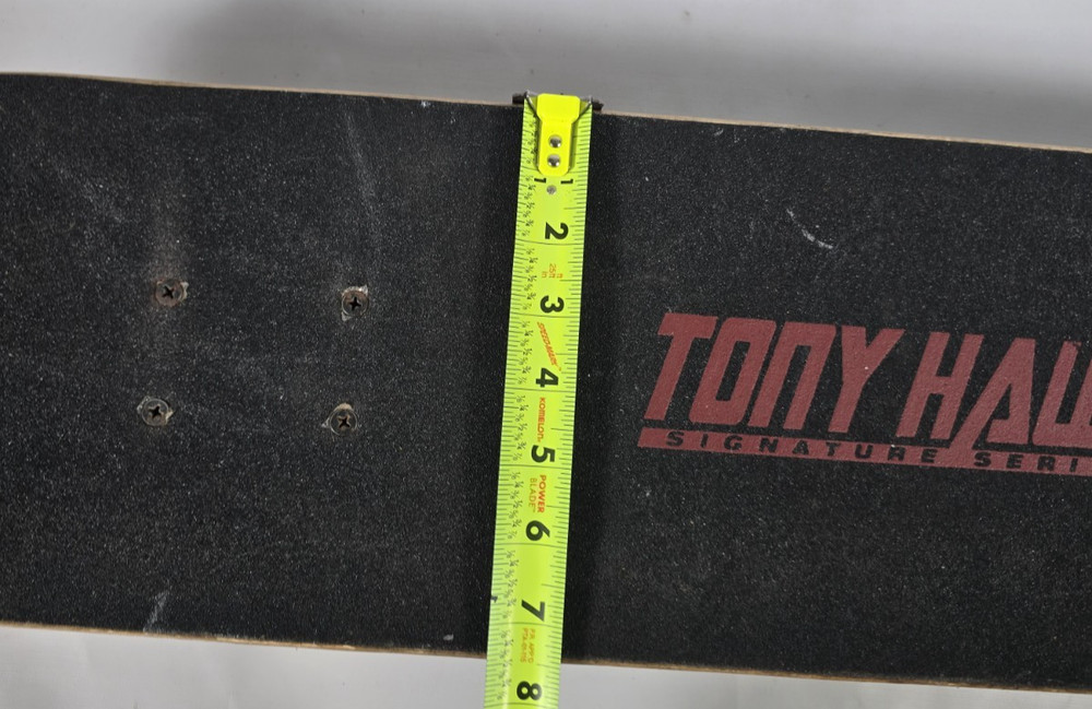 TONY HAWK SIGNATURE SERIES SKATEBOARD
