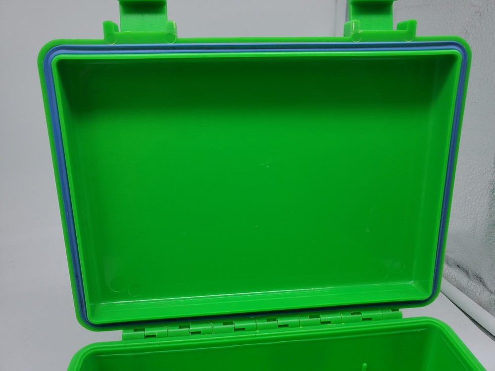 N15 UK Underwater Kinetics Waterproof Case Green