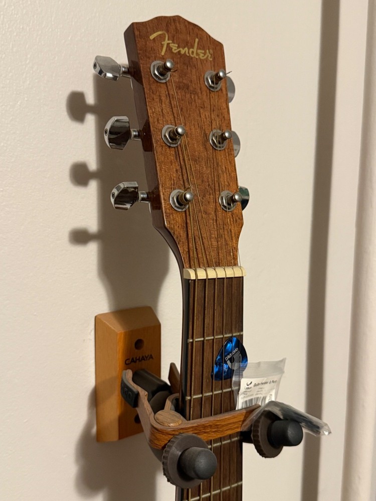 Fender CD-60 Mahogany with Case