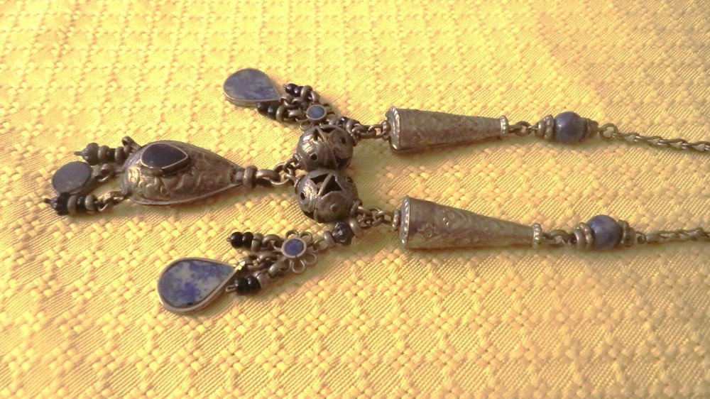 AFGHANI LAPIS LAZULI NECKLACE - DELICATE DESIGN