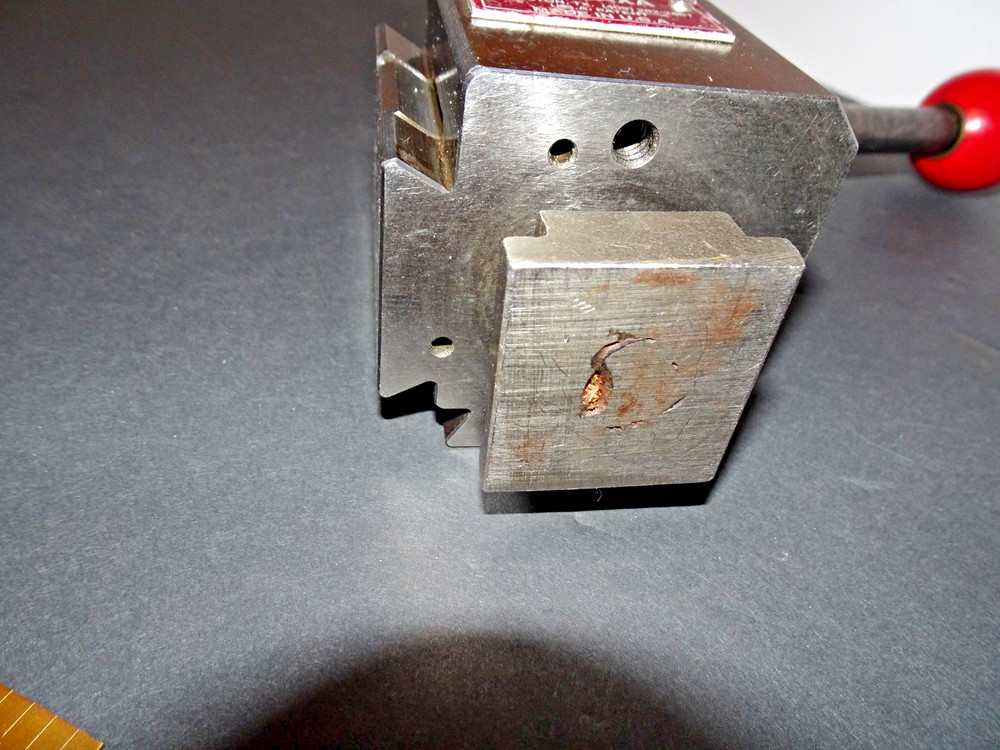Dorian USA SD25AXA Quick Change Lathe Tool Post / 4 Tool Holders