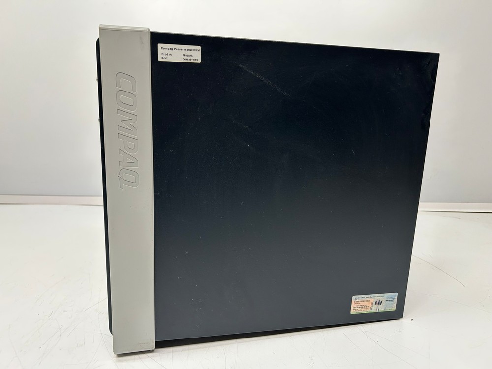 Vtg Compaq Presario SR2011WM SR2000 Computer Tower PC Windows XP Powers On As Is