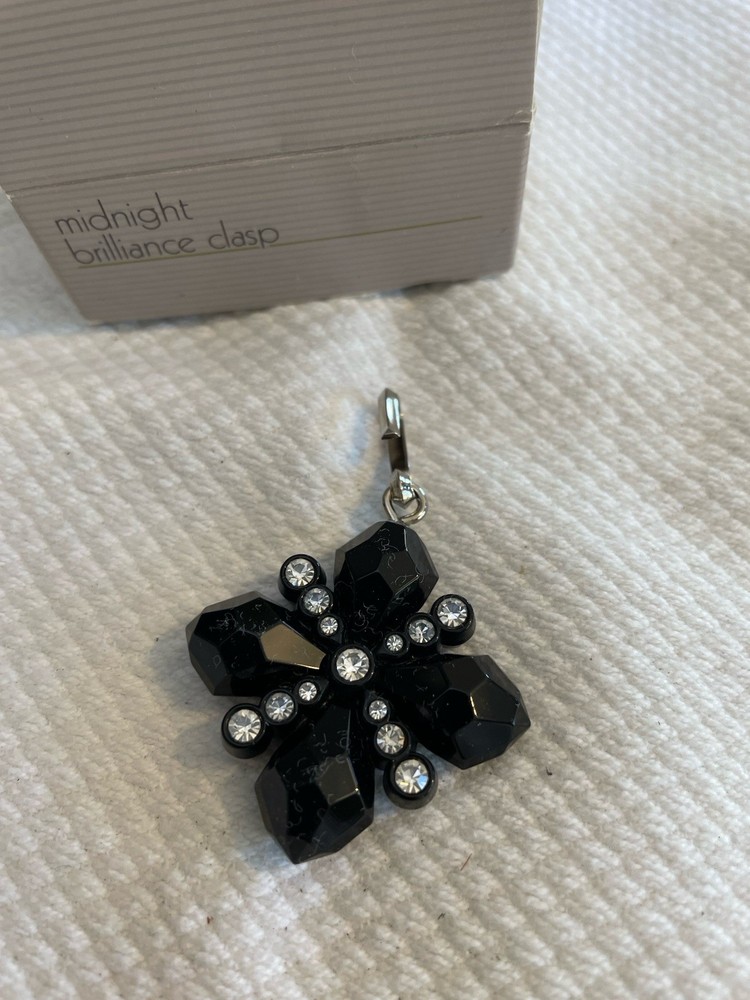 Avon Vintage 1987 Midnight Brilliance Clasp