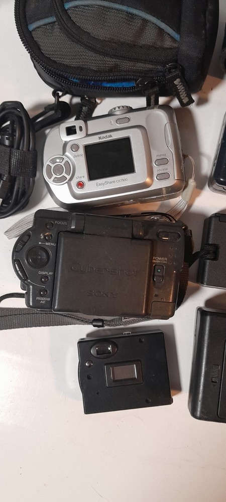 Lot of 6 Cameras-Untested