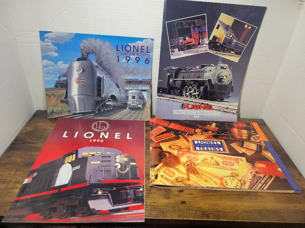 Lionel Booklet Lot