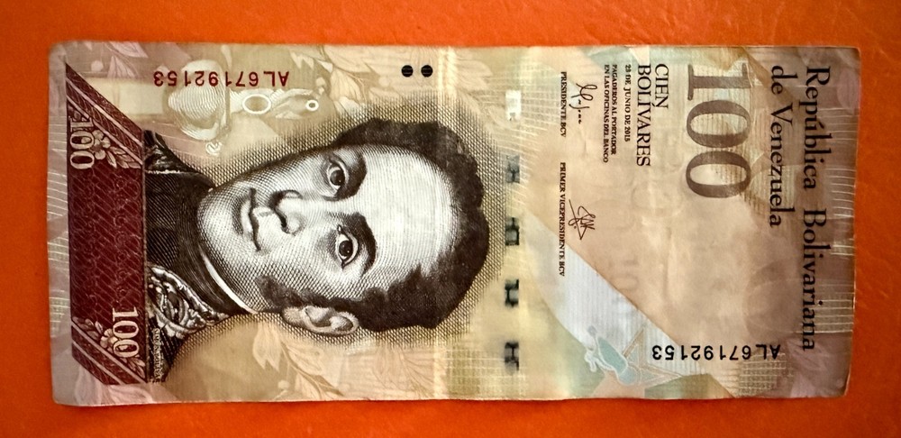 Venezuela Note - 100 Bolivares - 2015