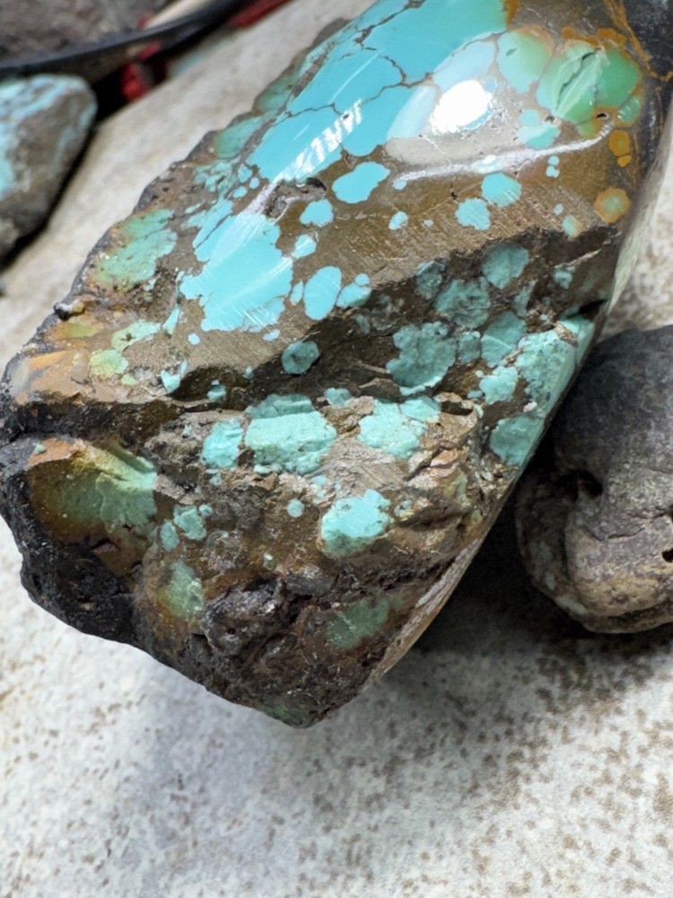 Hubei turquoise stabilized great color and pattern very hard material