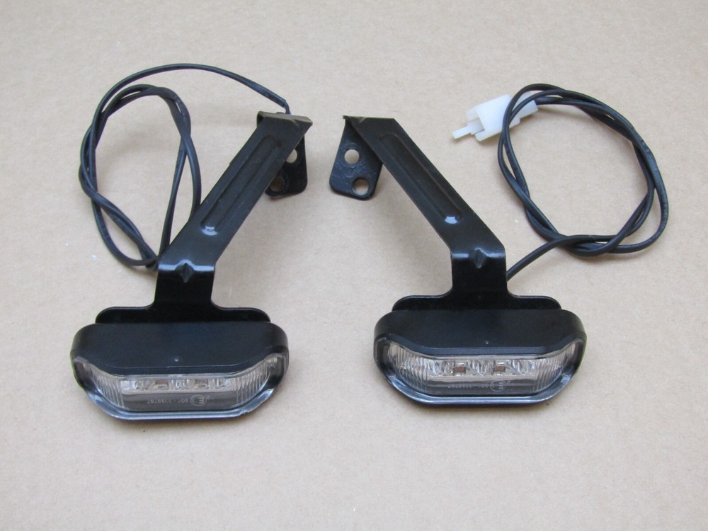 NUI NQi GTS Pro 2021 front indicators pair (9561)
