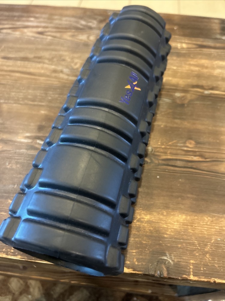 Deep Tissue Massage AccuPoint Workout Roller, EVA Fill, 13" Black