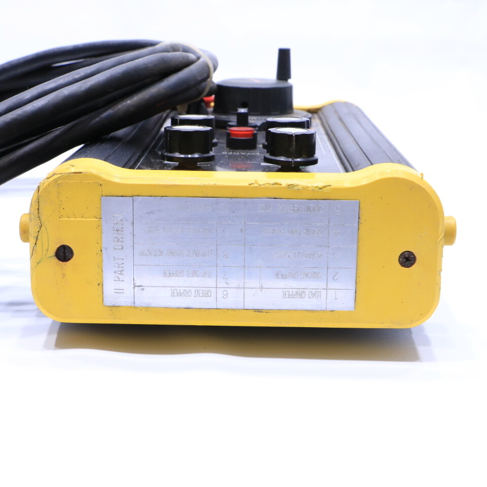 `` FANUC PENDANT CONTROLLER II PART ORIENT