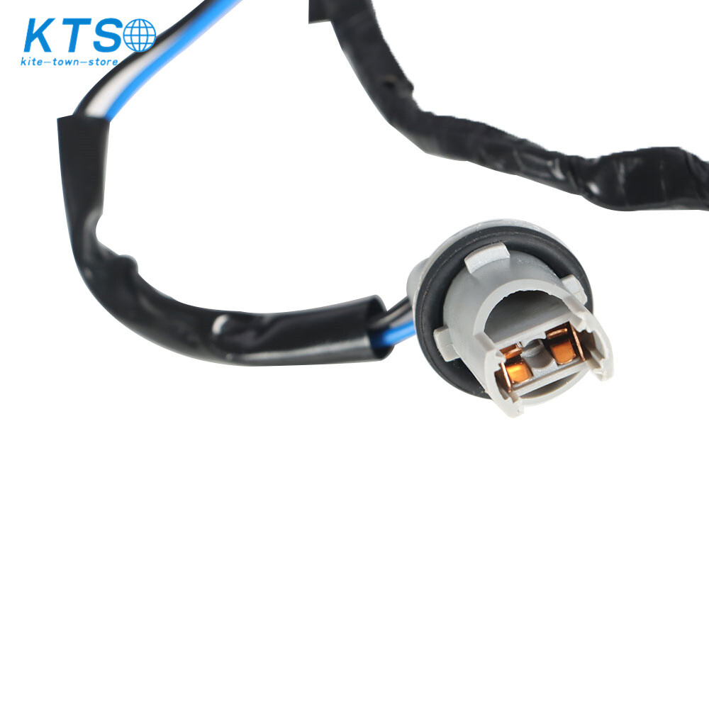 Outer Tail Light Rear Brake Lamp For 2018-2020 Toyota Camry Passenger Right Side