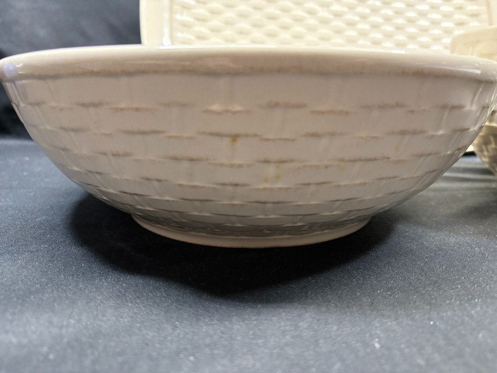 Pfaltzgraff "HAMPTONS" Basketweave ~ 3 Piece Serving Set: Bowls, Platter