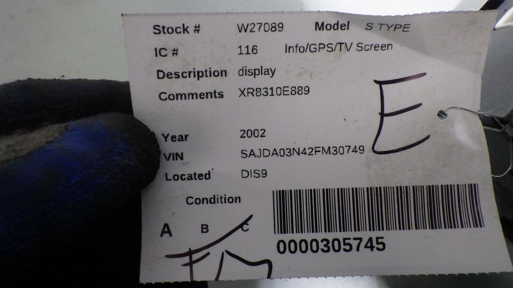 02 JAGUAR S TYPE Info Screen XR8310E889