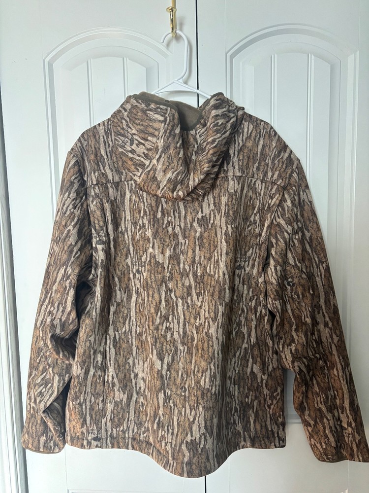 Banded Aspire Ignite Soft Shell Jacket Bottomland Camo Xl