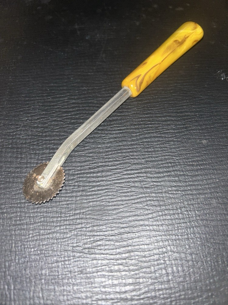 Vintage Tracing Wheel Bakelite Butterscotch Handle Sewing Pattern Tool