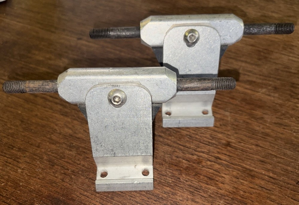 New Skateboard Trucks