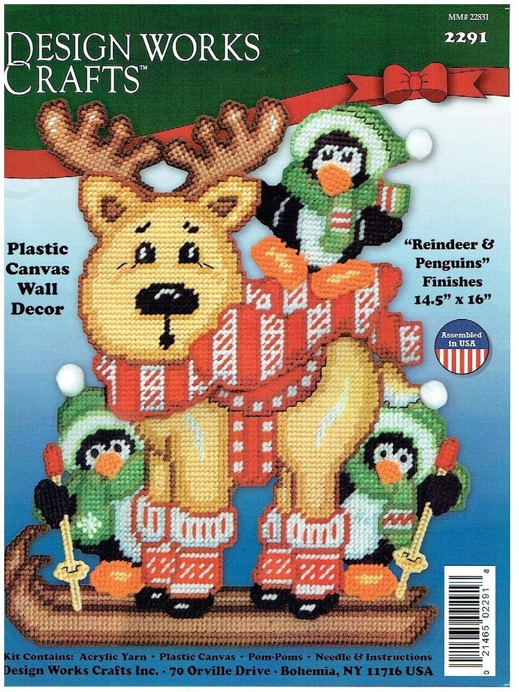 REINDEER & PENGUINS WALL HANGING  plastic canvas  PATTERN (#TF0501)