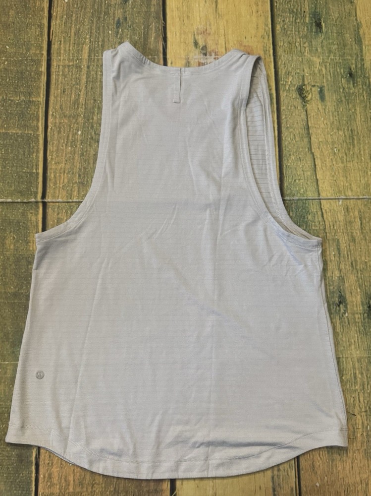Lululemon tank top