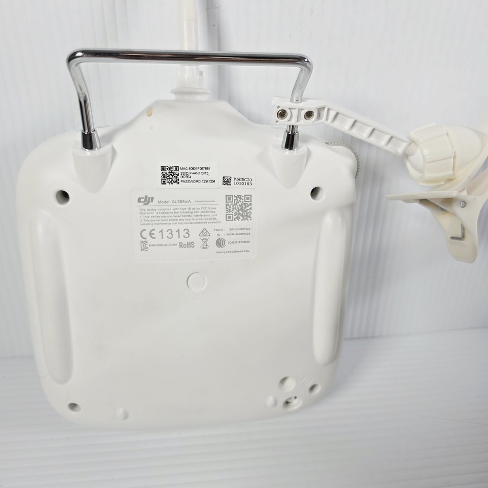 DJI Phantom 3 Standard Quadcopter Camera Drone White W321 Tested - No Battery