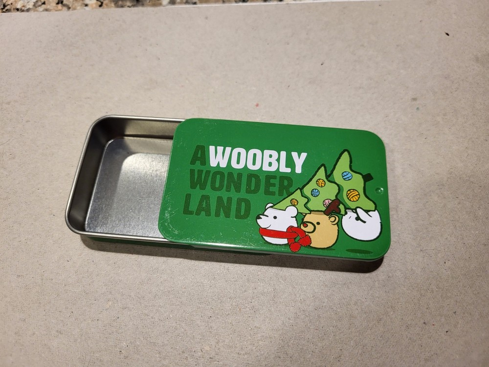 the wobbles Christmas Tin