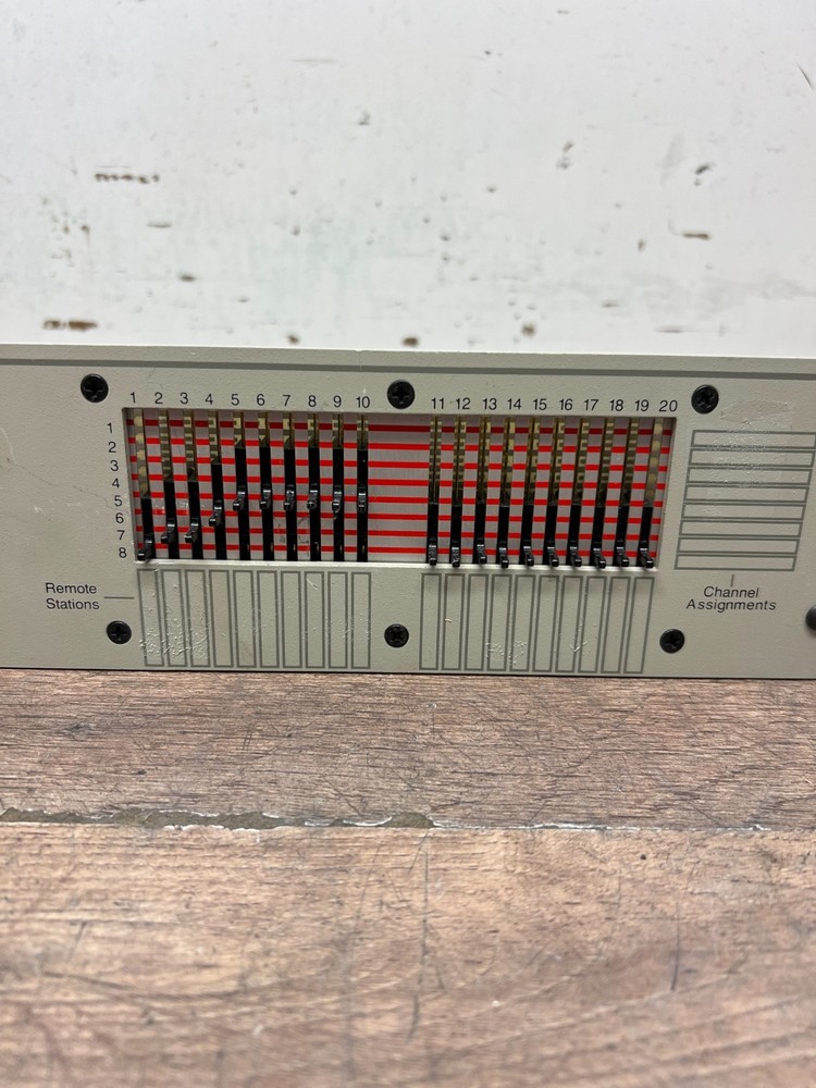 Clear-COM INTERCOM SYSTEM MATRIX SWITCH MX-820