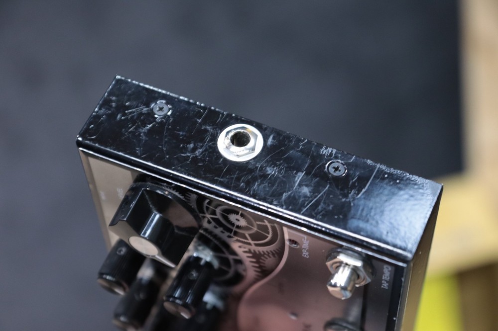 J. Rockett Audio Designs Clockwork Echo Delay with Modulation Effect Pedal w/Box