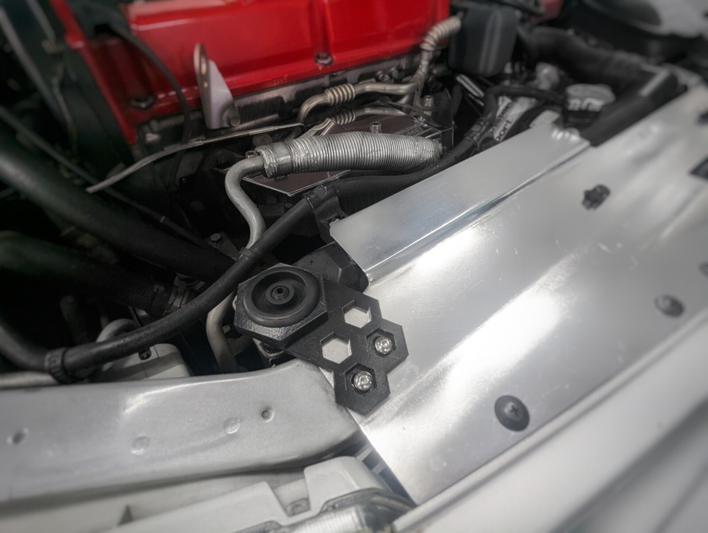 Radiator Stay Bracket - Mitsubishi Evolution 4 5 6 CP9A CN9A - Multiple Colors