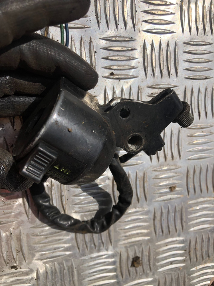 HONDA CB250RS INDICATOR SWITCH CB250 RSA LHS HANDLEBAR SWITCH CB250 RS SWITCH