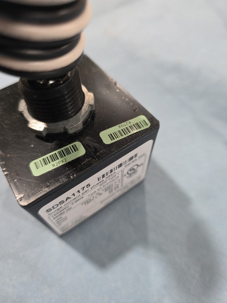 Square D SDSA1175 25kA 3-Wire 120V~ Surge Protective Device