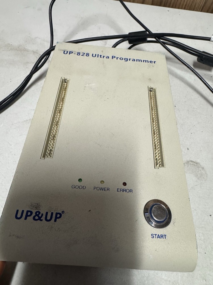 UP-828 Ultra Programmer EEPROM Flash IC USB Programmer For Parts / Repair