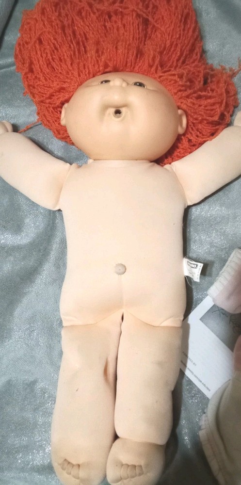 Hasbro C 321 Xavier Roberts Red Label Cabbage Patch Doll Pre-owned