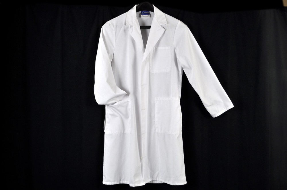 Basic White 40" Lab Coat Crest Style 124 Button Front Size XS