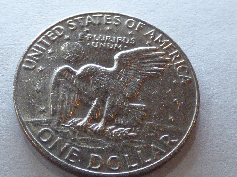 1977 D EISENHOWER DOLLAR