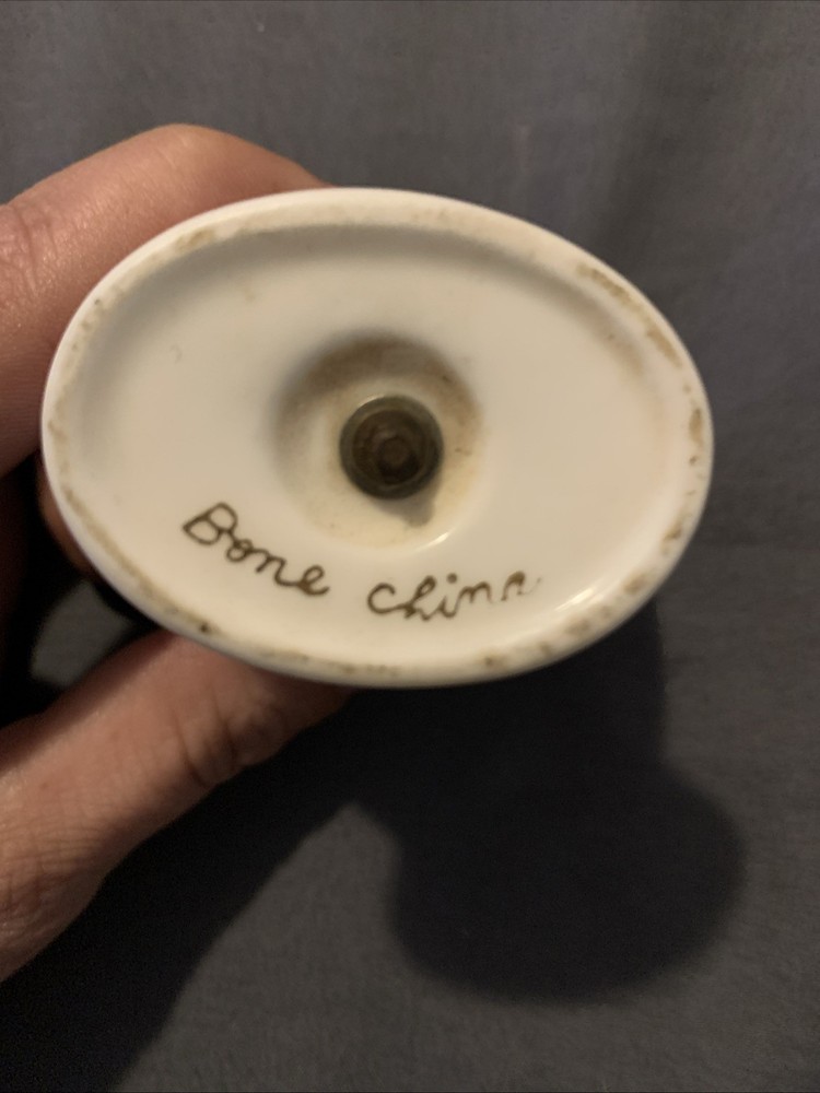Vintage Moss Rose Porcelain Table Lighter
