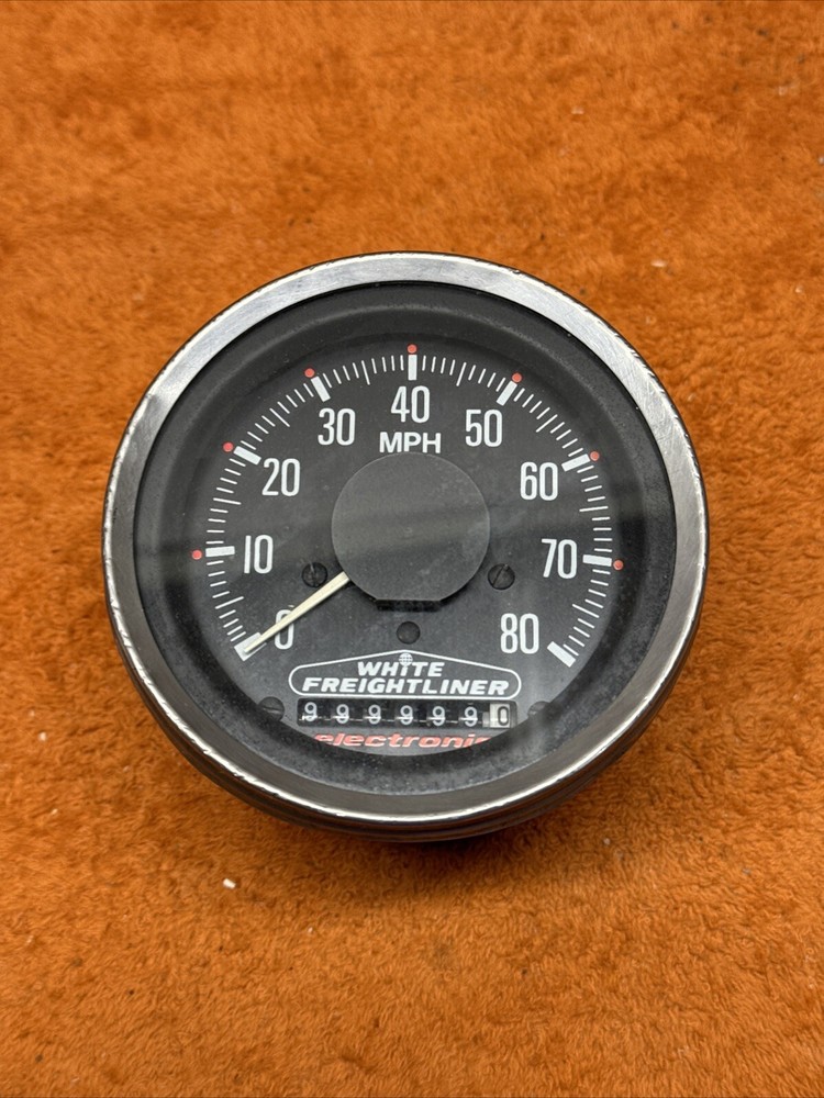 X•29xVintage White Freightliner Electronic Speedometer 80MPH Gauge Model 7SP2012
