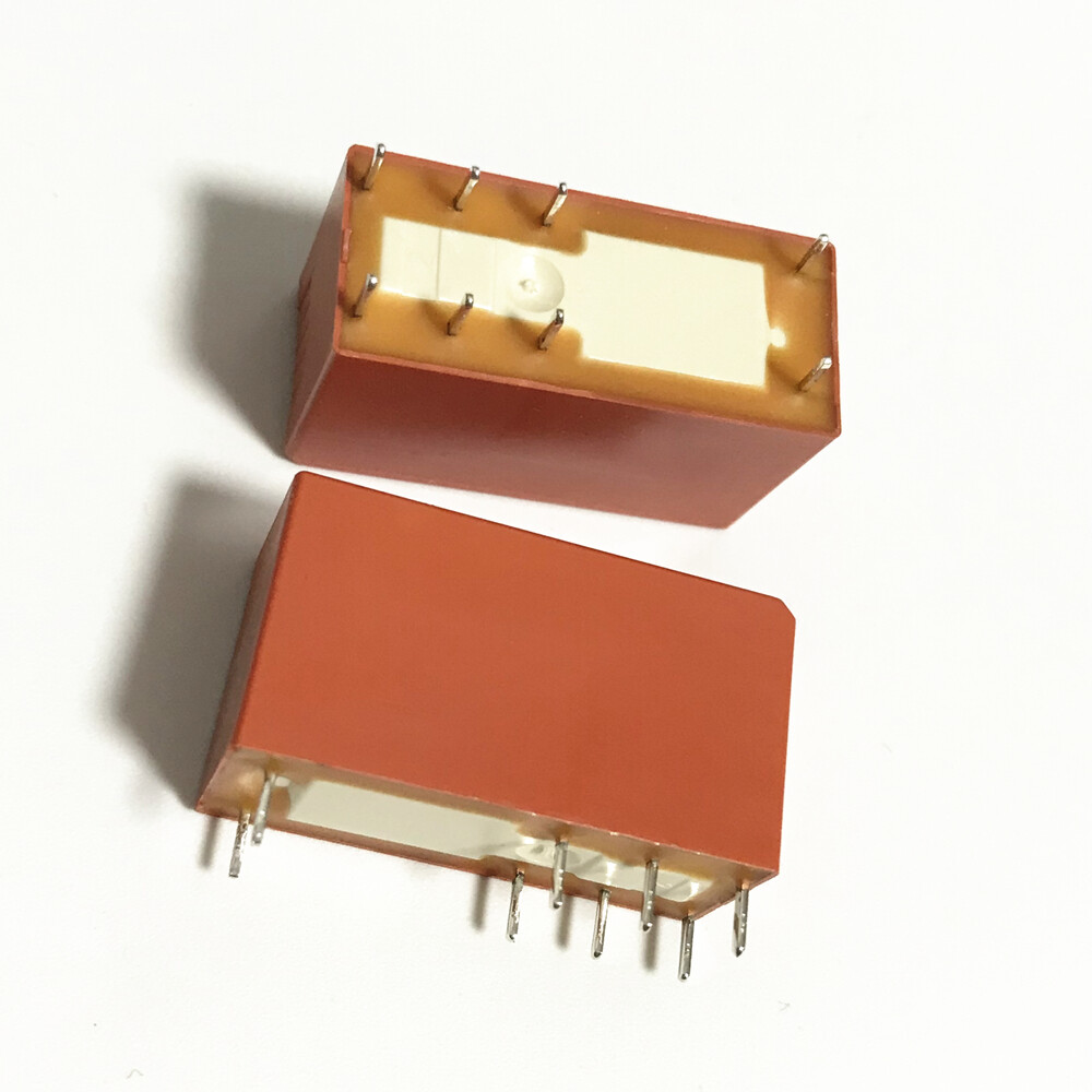 10PCS RT314024 DIP8 250VAC 16A