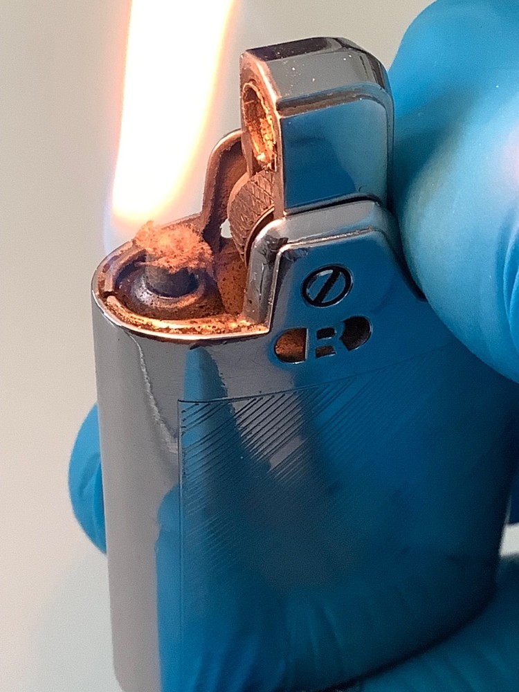 Vintage Ronson CAPRI petrol working