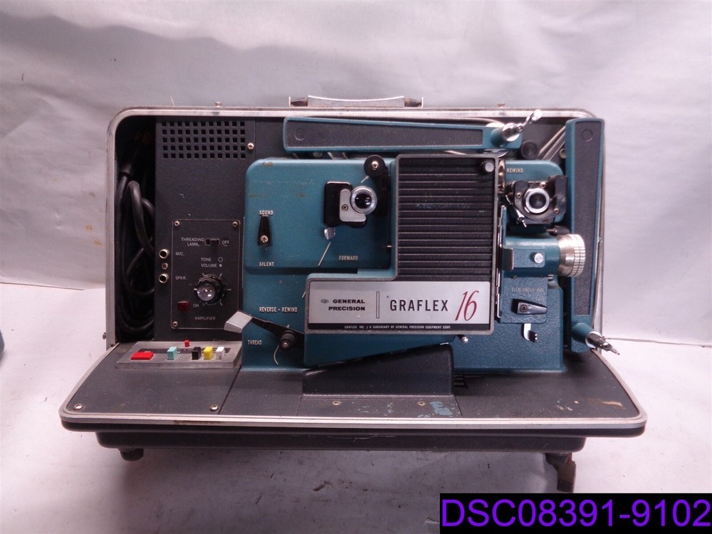 Singer Graflex 16 mm Sound Projector