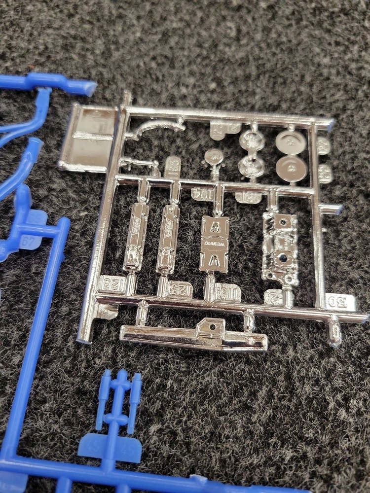 1966 66 Chevy II Nova Pro Street Motor Engine 1/25 Scale Model