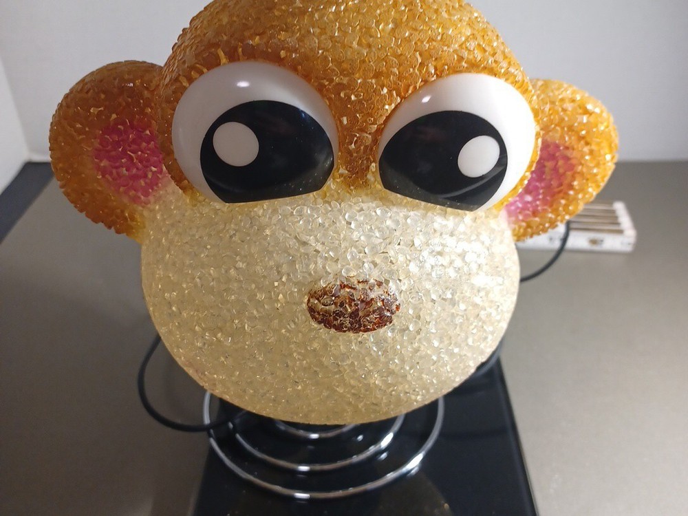 VTG Monkey Face Plastic Spaghetti Popcorn Lamp Spring Base Electric Night Light