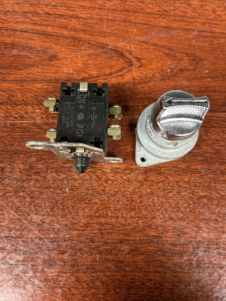 General Electric Selector Switch | CR2940US202A |